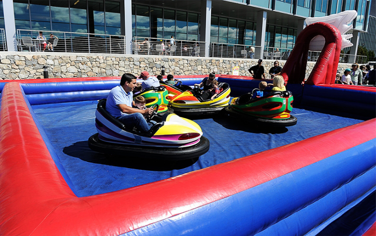 Bumper Car dimensions 35'Lx35'Wx8H